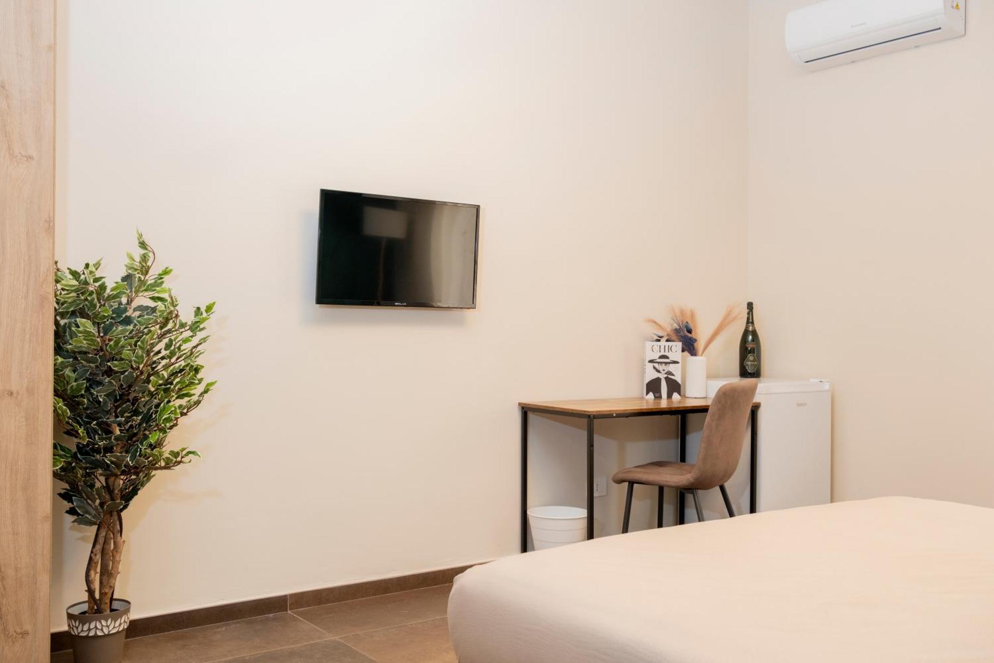 Russ0 Rooms Catanzaro Luaran gambar